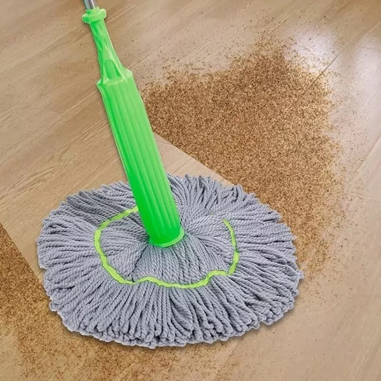 طی آبگیر دار سبز